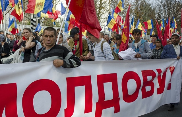 В Кишиневе демонстранты заблокировали центральный бульвар 
